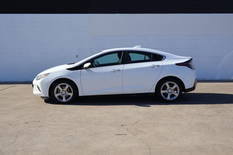 Chevrolet Volt Vehicle Full-screen Gallery Image 11