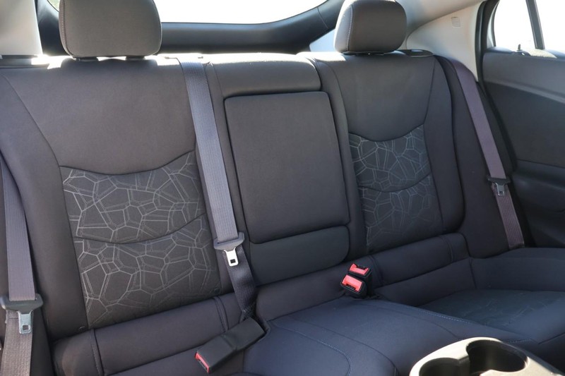 Chevrolet Volt Vehicle Full-screen Gallery Image 23