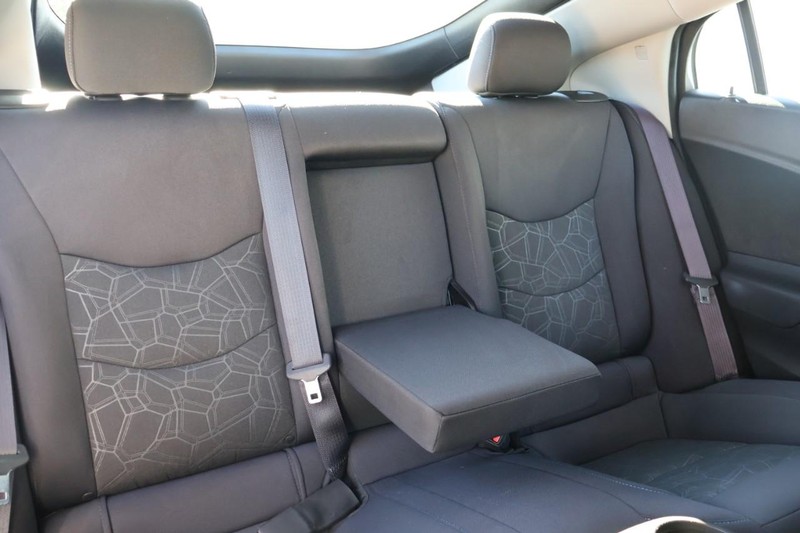 Chevrolet Volt Vehicle Full-screen Gallery Image 24