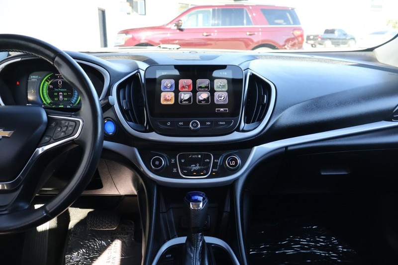 Chevrolet Volt Vehicle Full-screen Gallery Image 31