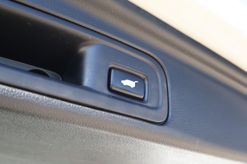 Honda Pilot Vehicle Full-screen Gallery Image 09