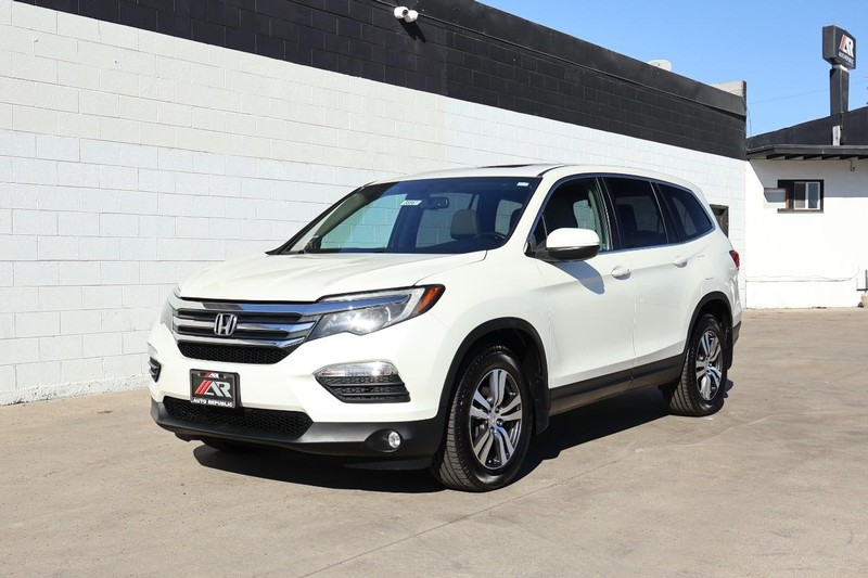 Honda Pilot Vehicle Full-screen Gallery Image 12
