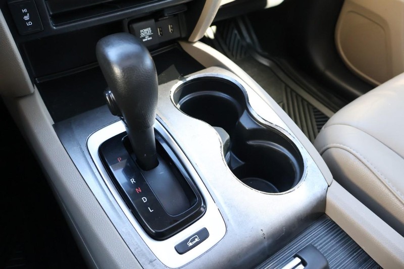 Honda Pilot Vehicle Full-screen Gallery Image 36