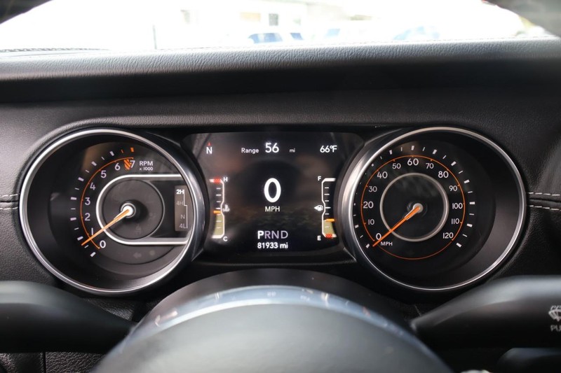 Jeep Gladiator Vehicle Full-screen Gallery Image 28