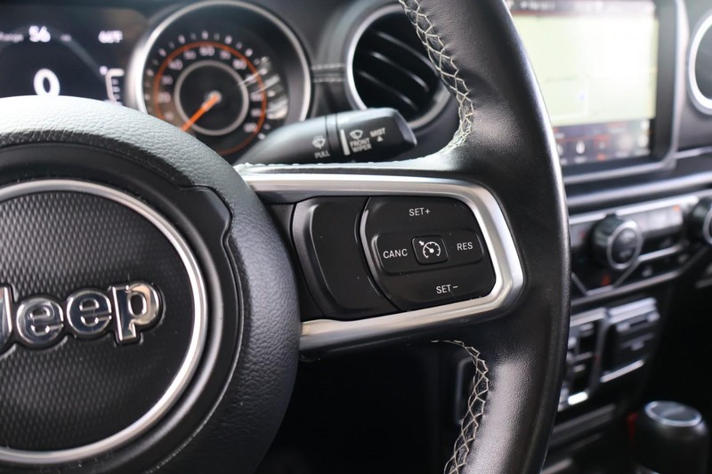 Jeep Gladiator Vehicle Full-screen Gallery Image 31