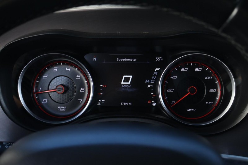 Dodge Charger Vehicle Full-screen Gallery Image 25