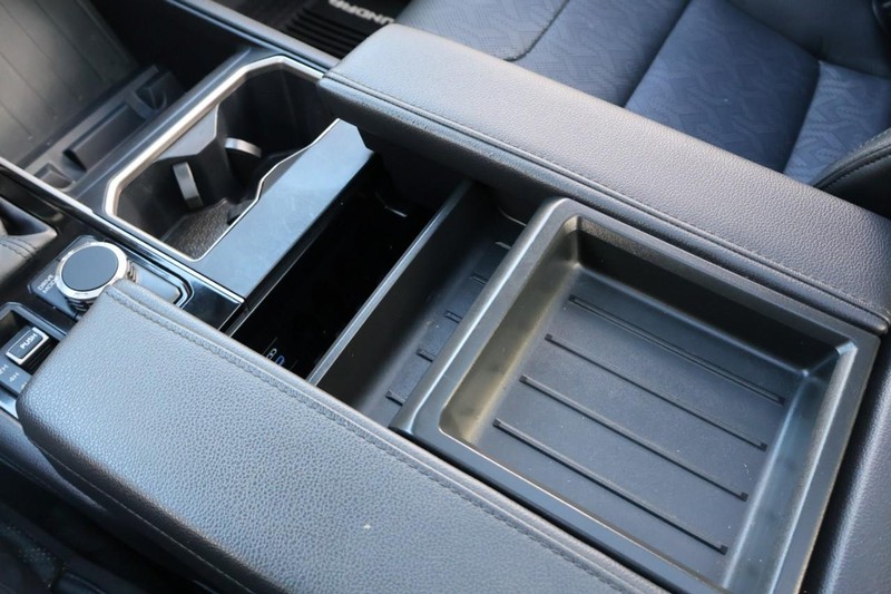 Toyota Tundra 4WD Vehicle Full-screen Gallery Image 41