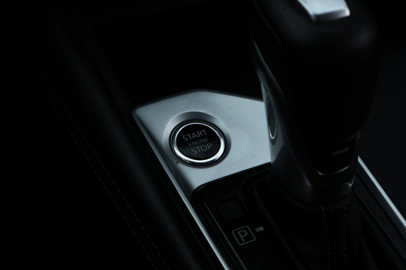 Nissan Altima Vehicle Full-screen Gallery Image 36