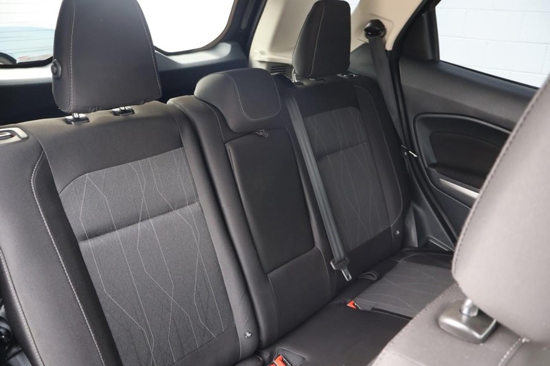 Ford EcoSport Vehicle Full-screen Gallery Image 22