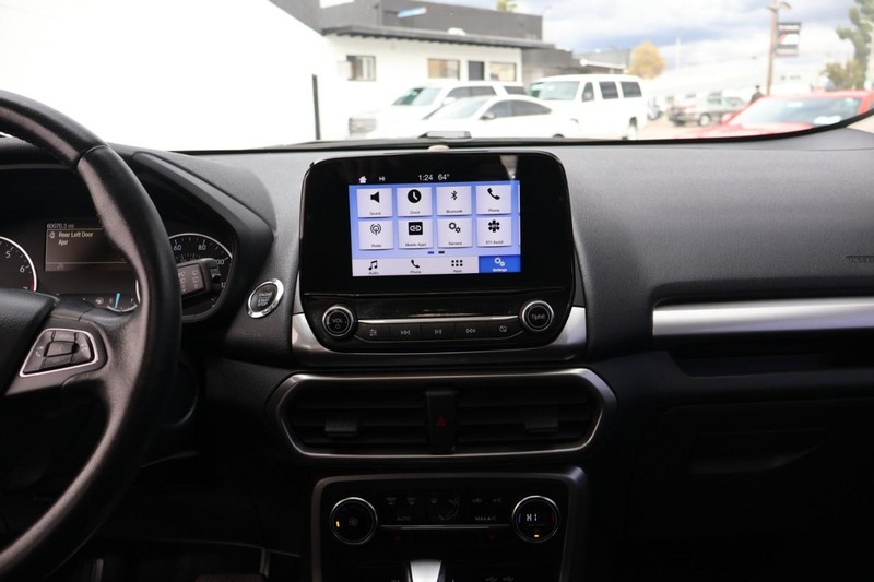 Ford EcoSport Vehicle Full-screen Gallery Image 28