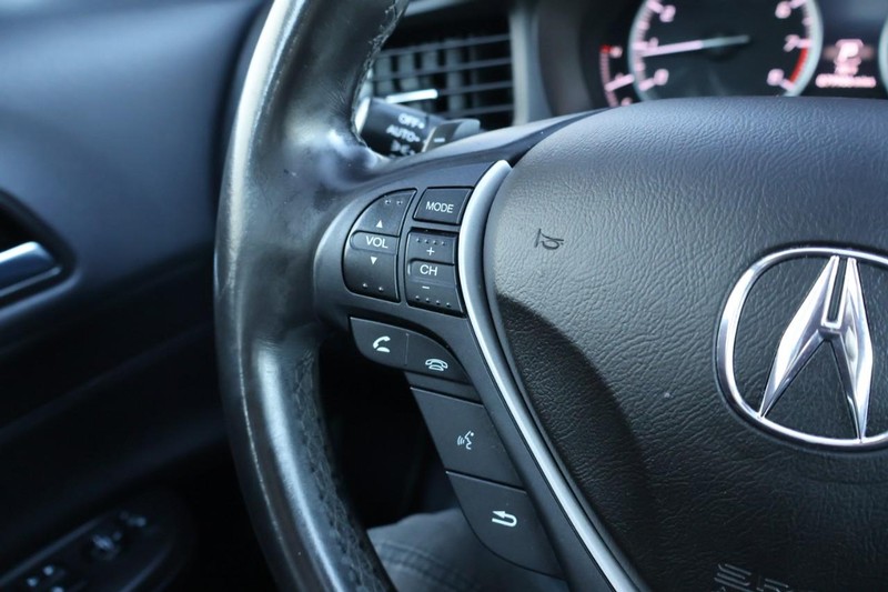 Acura ILX Vehicle Full-screen Gallery Image 27