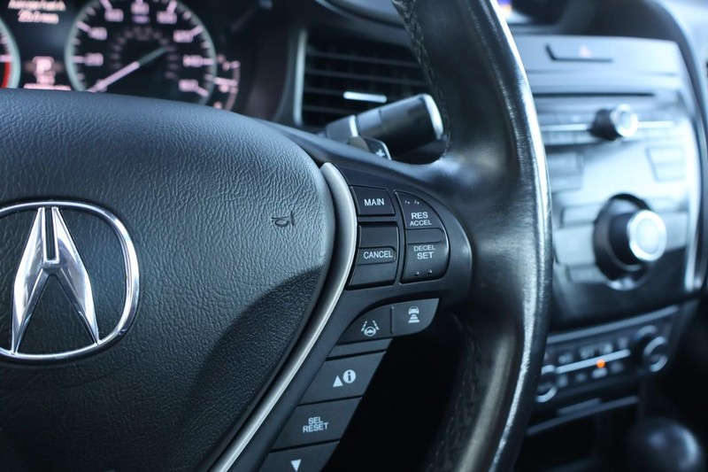 Acura ILX Vehicle Full-screen Gallery Image 28