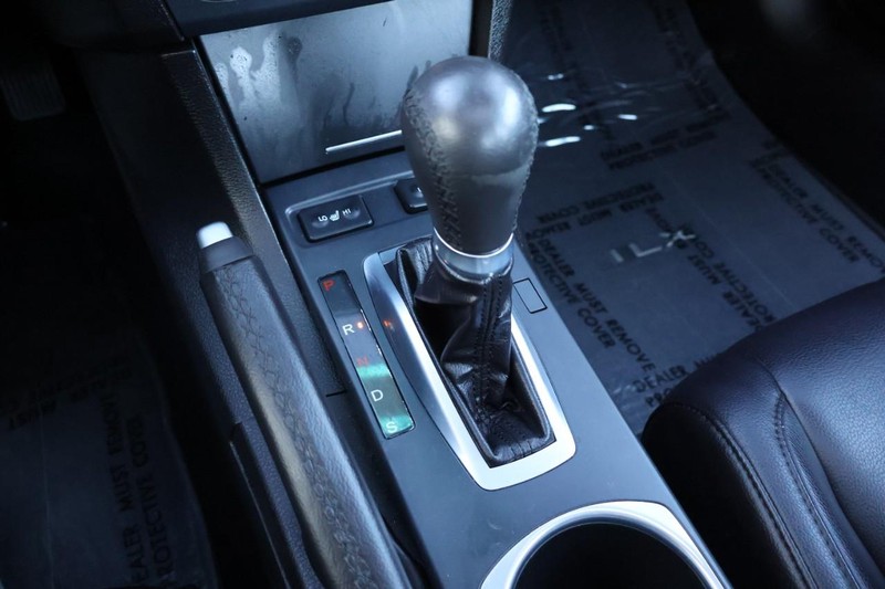 Acura ILX Vehicle Full-screen Gallery Image 36