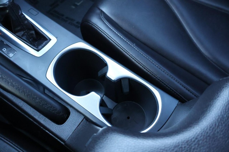 Acura ILX Vehicle Full-screen Gallery Image 37