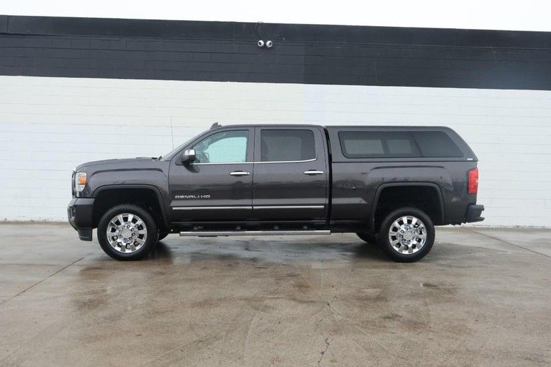GMC Sierra 2500HD Vehicle Full-screen Gallery Image 10