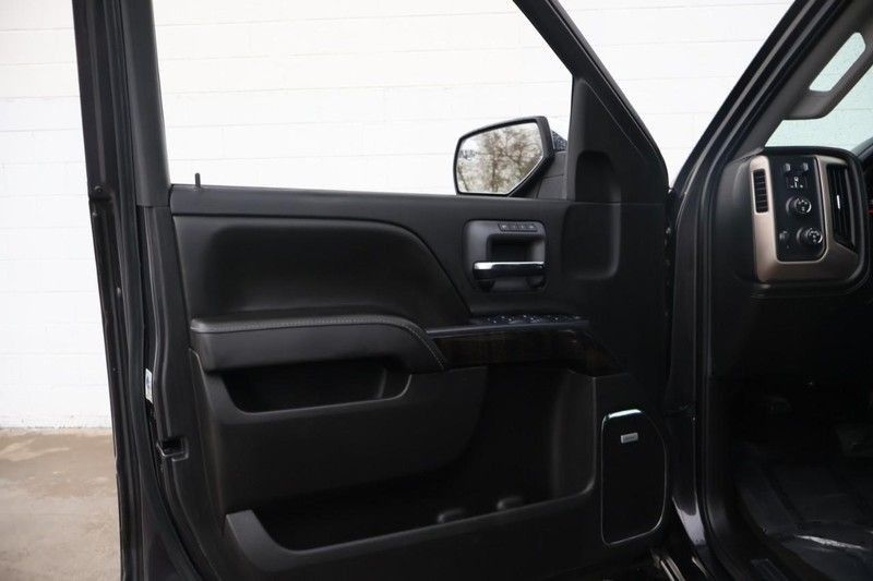 GMC Sierra 2500HD Vehicle Full-screen Gallery Image 14