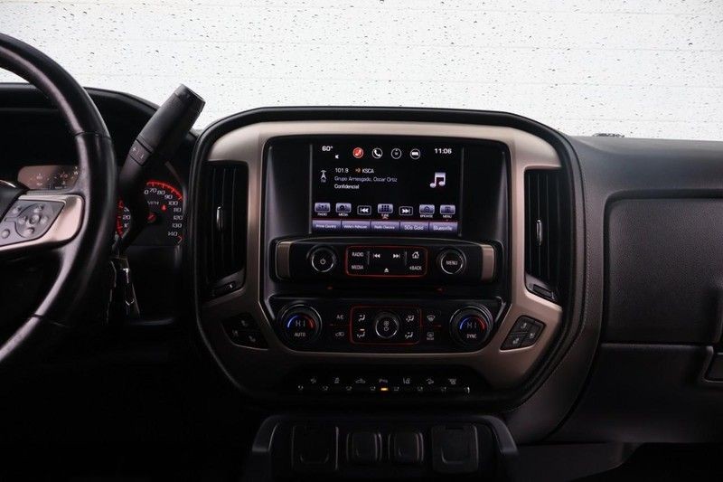 GMC Sierra 2500HD Vehicle Full-screen Gallery Image 27