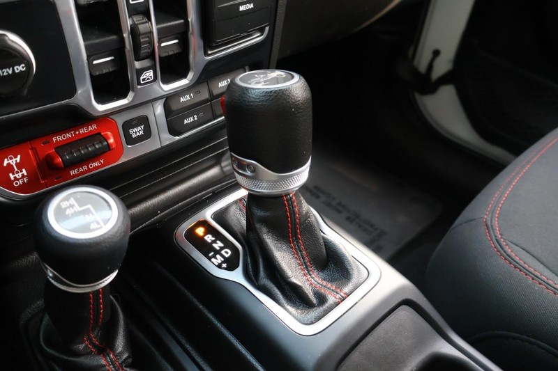 Jeep Wrangler Unlimited Vehicle Full-screen Gallery Image 35