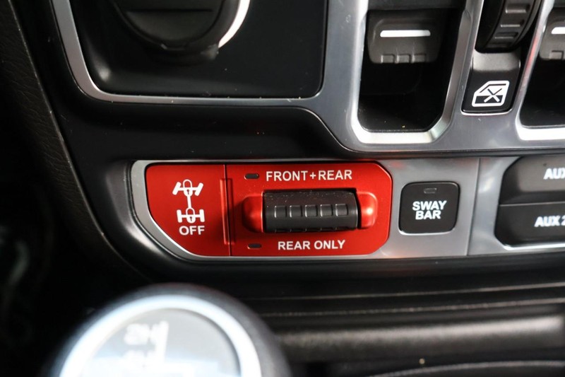 Jeep Wrangler Unlimited Vehicle Full-screen Gallery Image 37