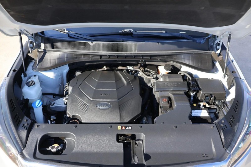 Kia Sorento Vehicle Full-screen Gallery Image 13