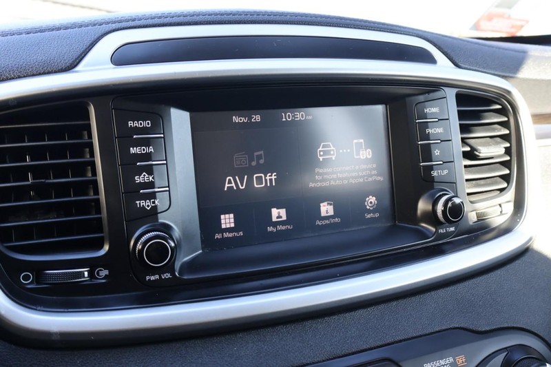 Kia Sorento Vehicle Full-screen Gallery Image 31