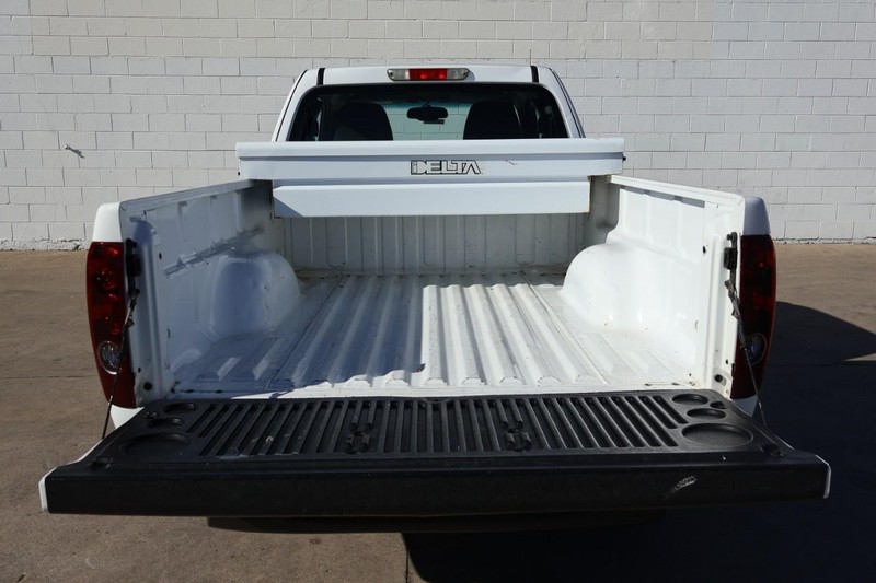 GMC Canyon Vehicle Full-screen Gallery Image 08