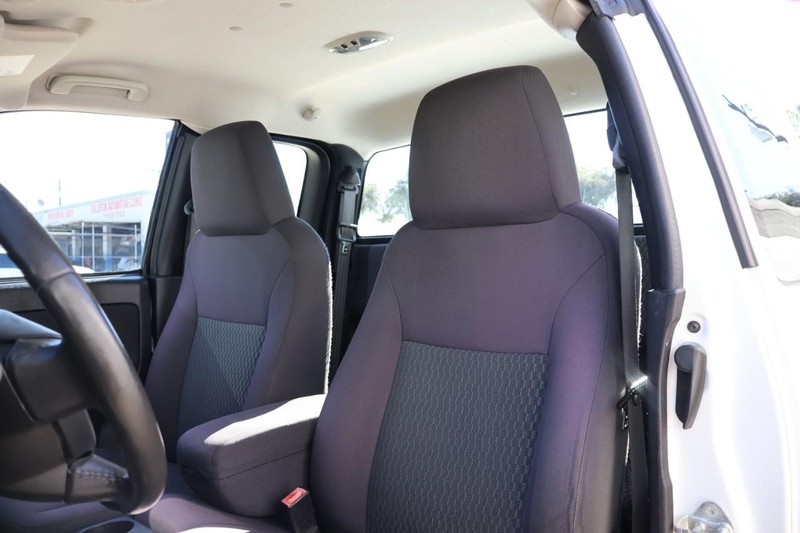 GMC Canyon Vehicle Full-screen Gallery Image 19