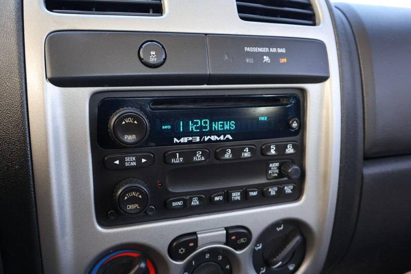 GMC Canyon Vehicle Full-screen Gallery Image 28