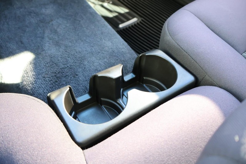 GMC Canyon Vehicle Full-screen Gallery Image 30