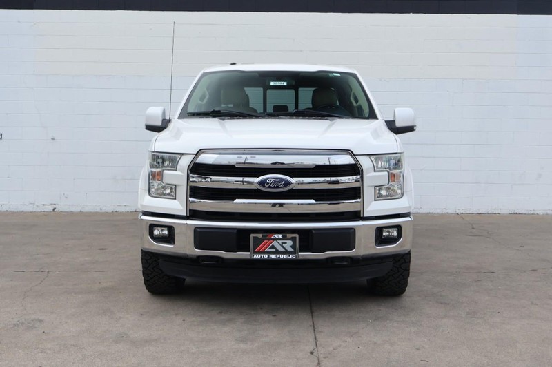 Ford F-150 Vehicle Full-screen Gallery Image 02