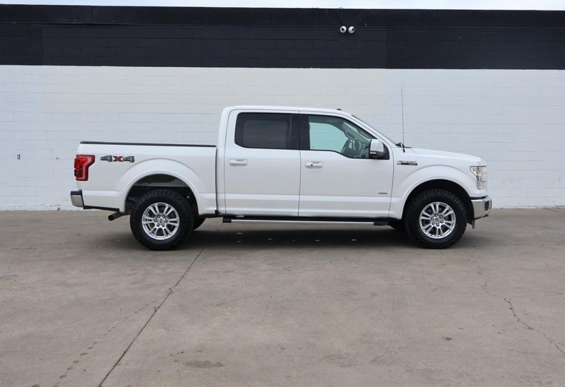 Ford F-150 Vehicle Full-screen Gallery Image 04