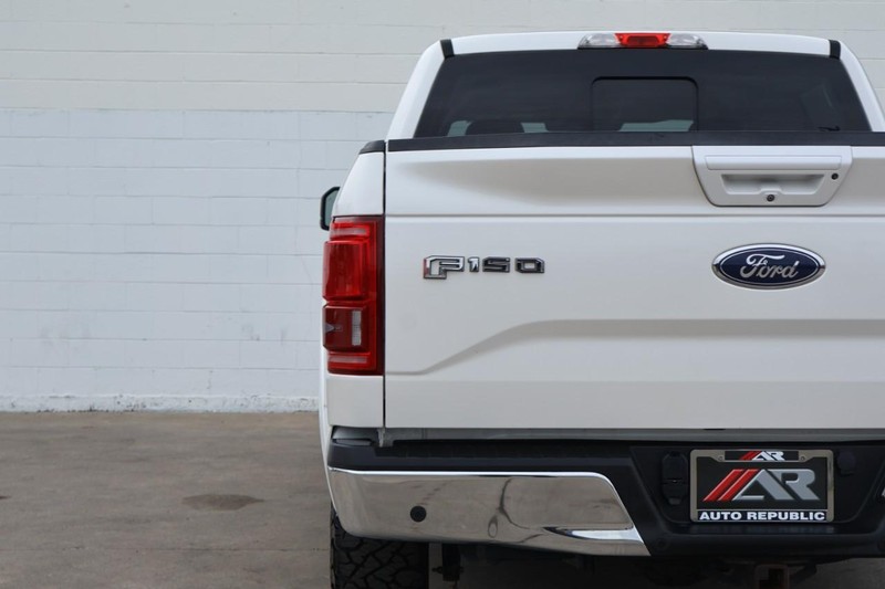 Ford F-150 Vehicle Full-screen Gallery Image 07