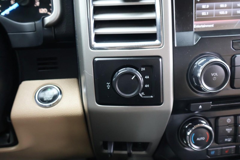 Ford F-150 Vehicle Full-screen Gallery Image 30