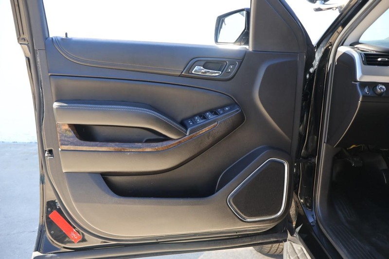 Chevrolet Tahoe Vehicle Full-screen Gallery Image 14