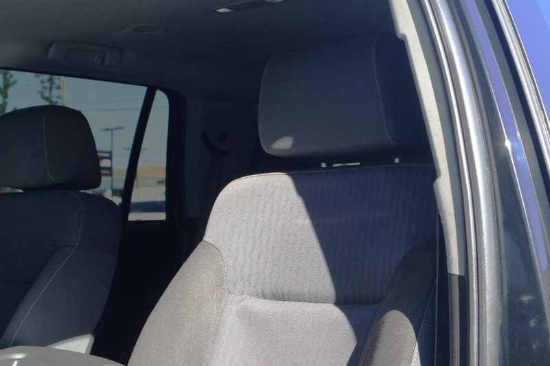 Chevrolet Tahoe Vehicle Full-screen Gallery Image 17