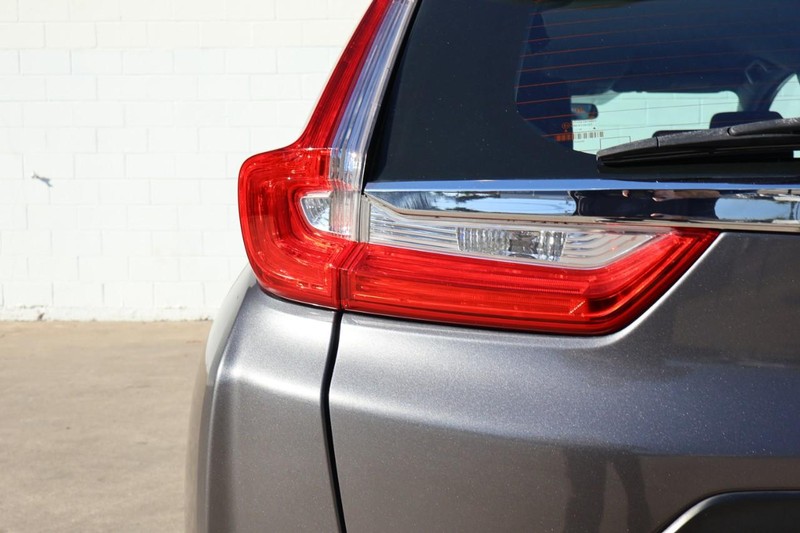 Honda CR-V Vehicle Full-screen Gallery Image 05