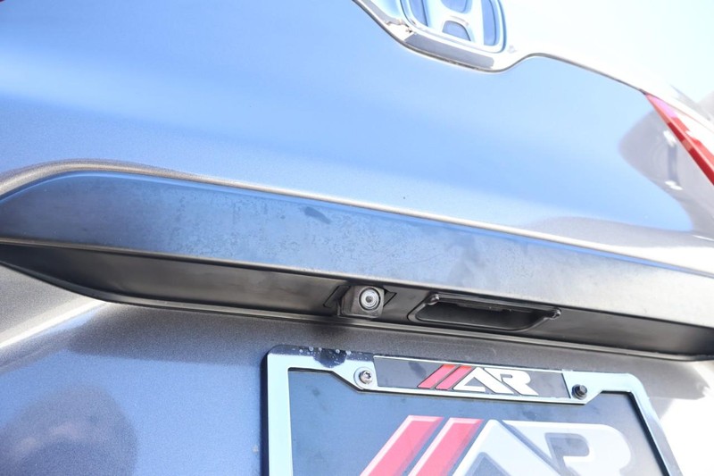 Honda CR-V Vehicle Full-screen Gallery Image 06