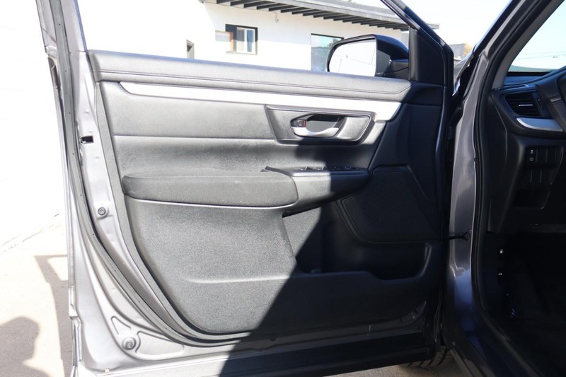 Honda CR-V Vehicle Full-screen Gallery Image 13