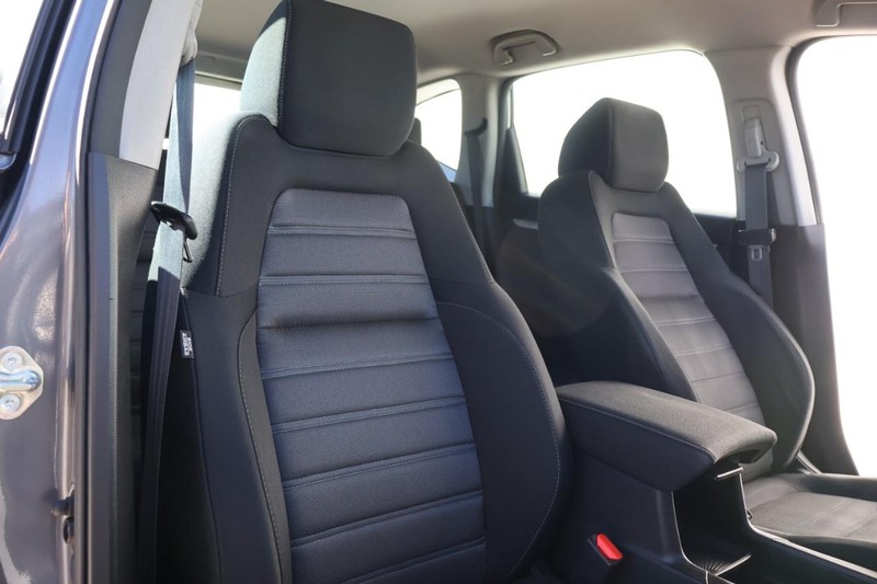 Honda CR-V Vehicle Full-screen Gallery Image 19