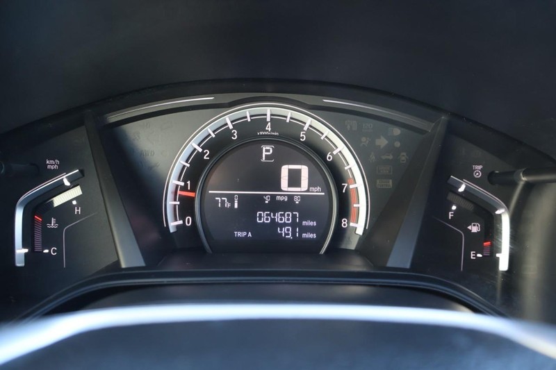 Honda CR-V Vehicle Full-screen Gallery Image 23