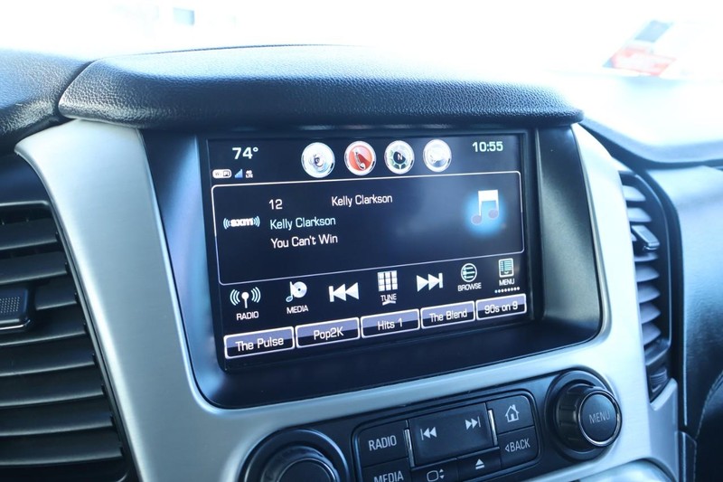 GMC Yukon XL Vehicle Full-screen Gallery Image 36