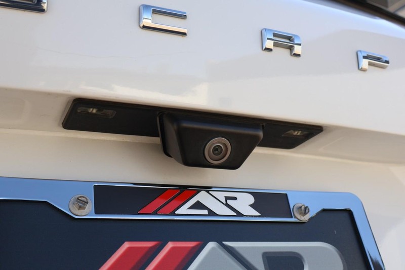 Ford Escape Vehicle Full-screen Gallery Image 08