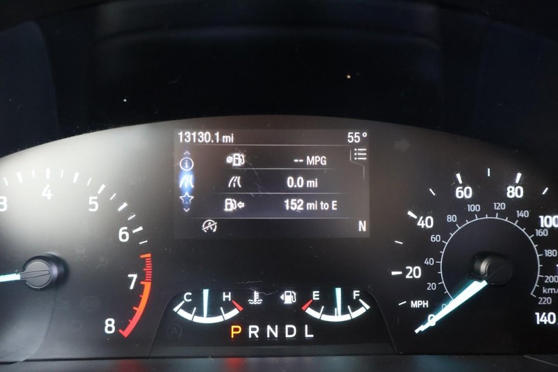 Ford Escape Vehicle Full-screen Gallery Image 27