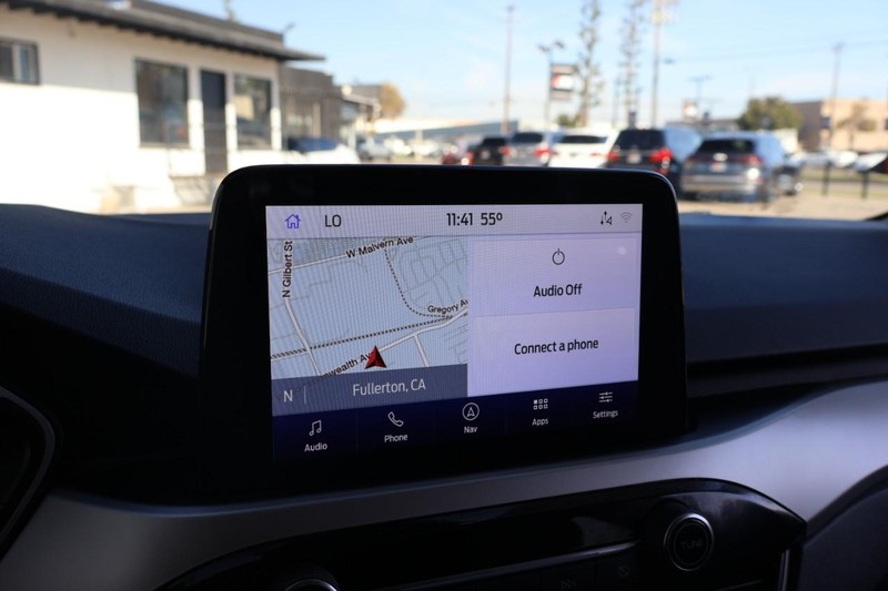 Ford Escape Vehicle Full-screen Gallery Image 33