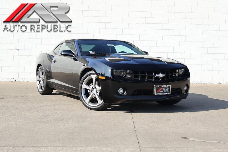 Chevrolet Camaro Vehicle Full-screen Gallery Image 01