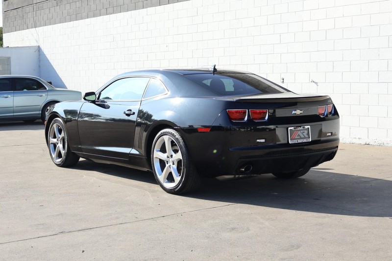 Chevrolet Camaro Vehicle Full-screen Gallery Image 10