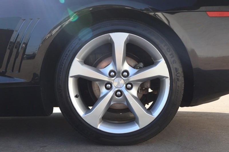 Chevrolet Camaro Vehicle Full-screen Gallery Image 14