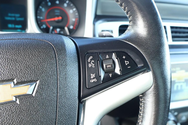 Chevrolet Camaro Vehicle Full-screen Gallery Image 28