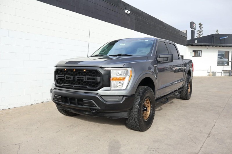 Ford F-150 Vehicle Full-screen Gallery Image 13