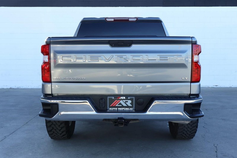 Chevrolet Silverado 1500 Vehicle Full-screen Gallery Image 06